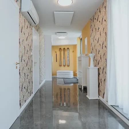 Golden Garden House Lejlighed *