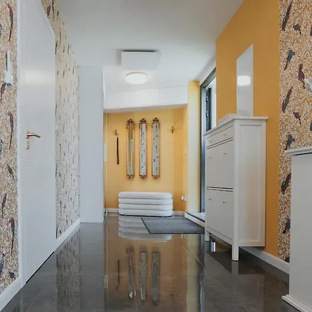 Golden Garden House Lejlighed *