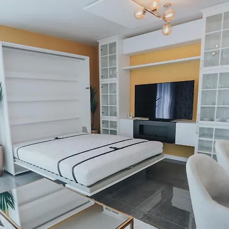 Golden Garden House Apartmán Vel'ka Lomnica